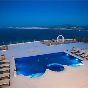6 bedroom luxury villa with pool near Agia Pelagia, sleeps 12